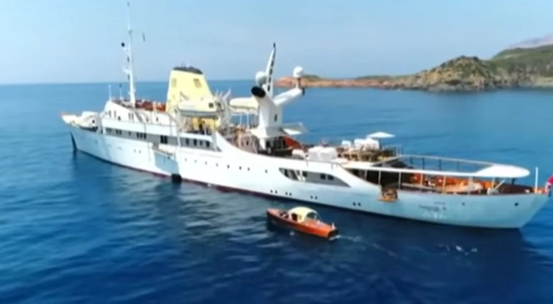 Σπάνια αντικείμενα από τη θαλαμηγό "Χριστίνα" στο "Cash or Trash" - η προσωπική σχέση με την Άρτεμι Ωνάση