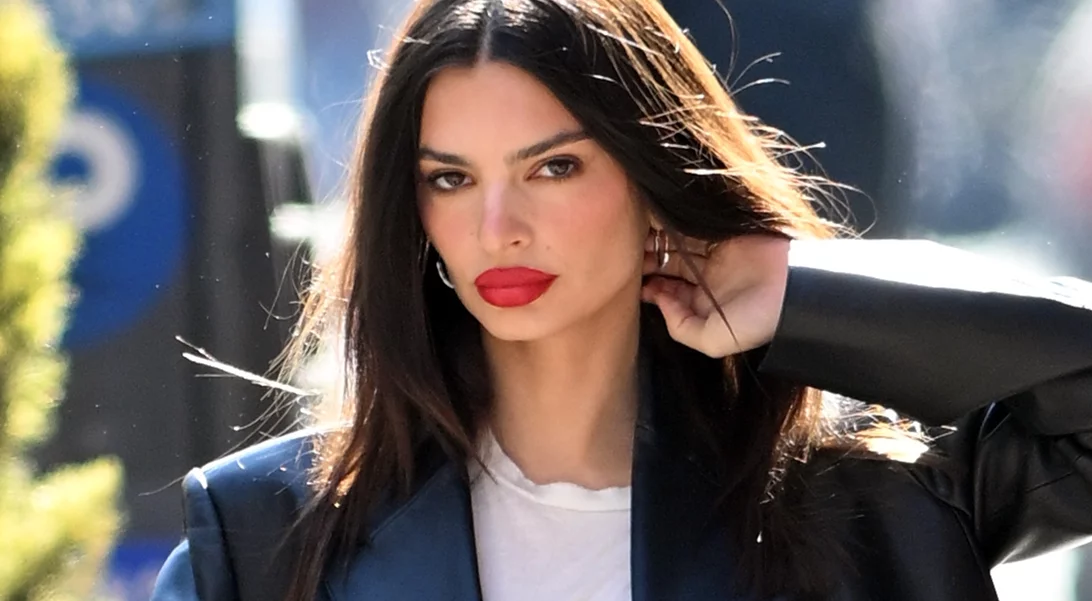 Αυτό το δερμάτινο σακάκι από τη Stradivarius είναι το fashion staple που χρειάζεσαι για μια αναβάθμιση στα looks σου