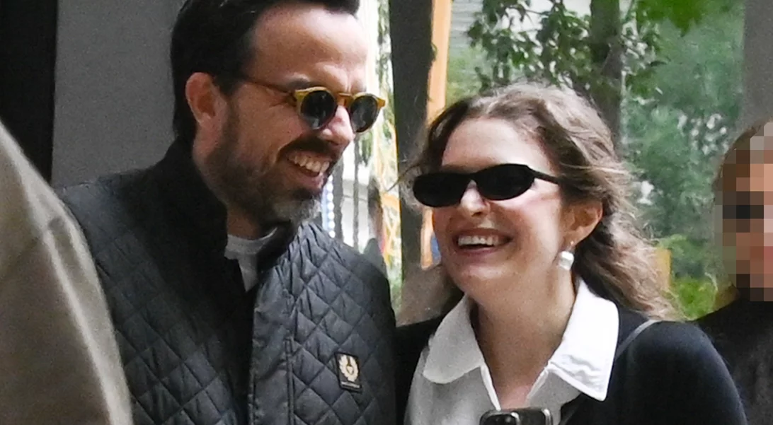 Full in love η Καλλιόπη Χάσκα | Η πρωταγωνίστρια του "Grand Hotel" χέρι - χέρι με τον σύντροφό της στο Κολωνάκι