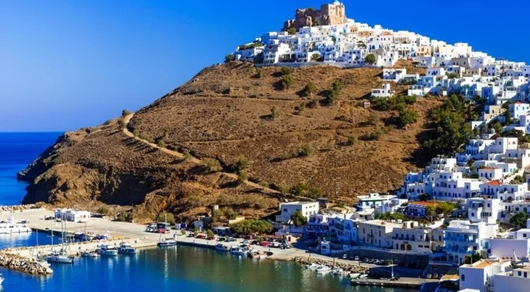 CNBC | "Ελλάδα, η διαχρονικά αγαπημένη!"