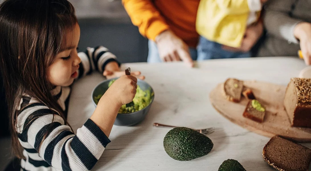 3 εύκολες και γρήγορες συνταγές με αβοκάντο από τη διατροφολόγο