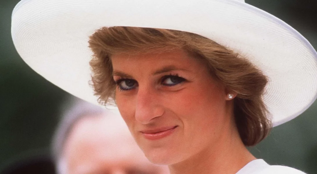 Τα 8 μυστικά του καλοκαιρινού στιλ της πριγκίπισσας Diana