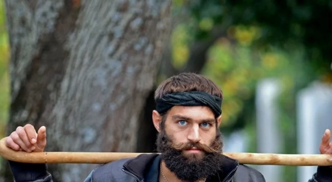 Ο Στάθης Στιβακτάκης τώρα και πρωταγωνιστής σε βίντεο κλιπ