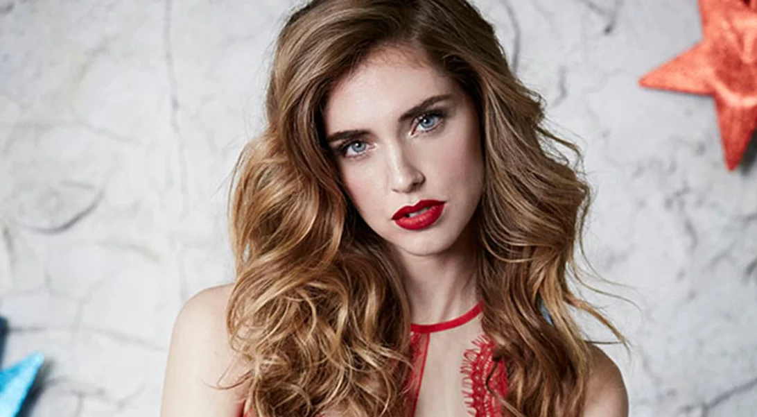 Chiara Ferragni: 14 χειμωνιάτικα και εορταστικά looks για να υιοθετήσεις