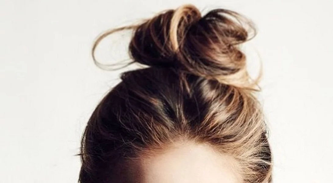 Μαλλιά μετά το γυμναστήριο: 4 εύκολα και γρήγορα χτενίσματα