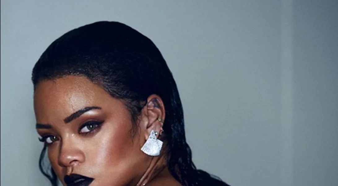 Η Rihanna ακύρωσε την εμφάνισή της στα Grammys