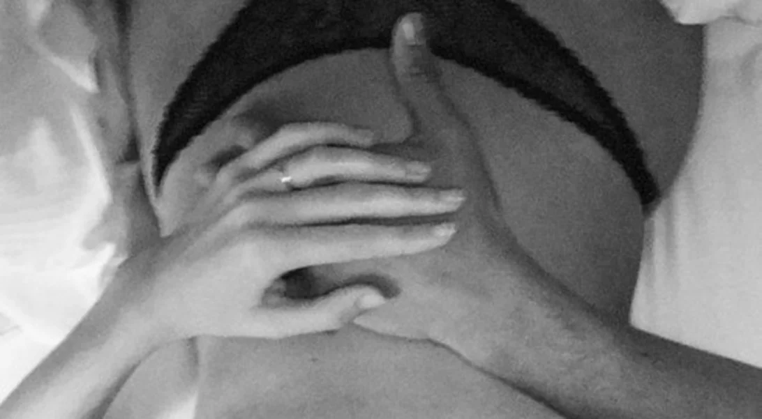 Είναι γεγονός! Το supermodel επιβεβαίωσε την εγκυμοσύνη του με αυτή τη φωτογραφία!