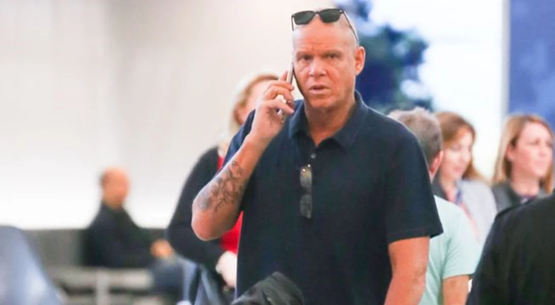 Tζώνη Καλημέρης: Ταξίδι με τους γιους του!