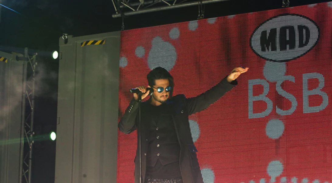 BSB @ Madwalk: Οι ωραιότερες φωτογραφίες από τα δύο catwalks της εταιρείας και τα live acts των Playmen με τον Χρήστο Μάστορα και της Ελένης Φουρέιρα