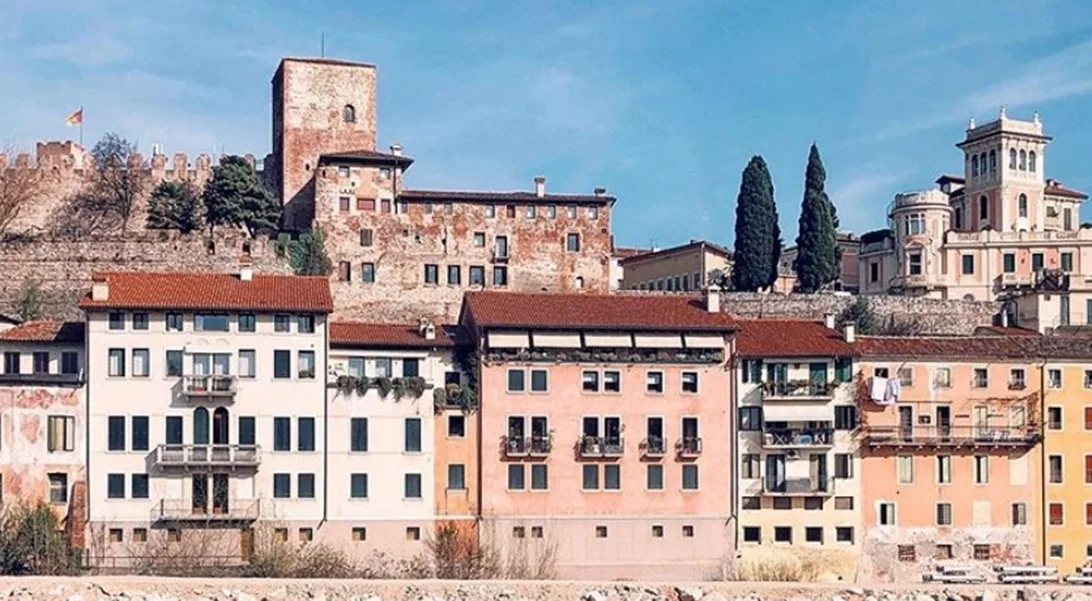 16 hashtags για ταξίδια που μπορείς να χρησιμοποιείς και να ακολουθείς