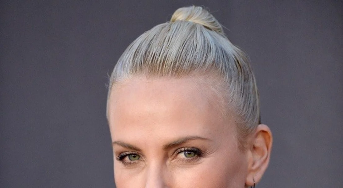 Όλα τα χτενίσματα και τα make up looks που άξιζαν από τα MTV Movie Awards