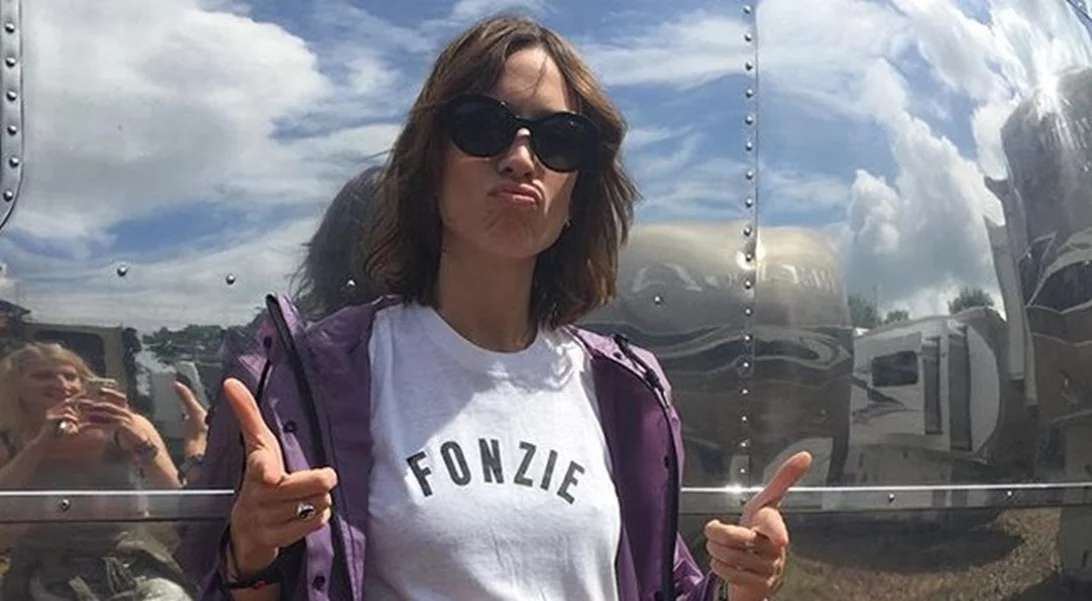 Glastonbury 2016: Τα καλύτερα instagram post των celebrities που βρέθηκαν στο μεγάλο φεστιβάλ