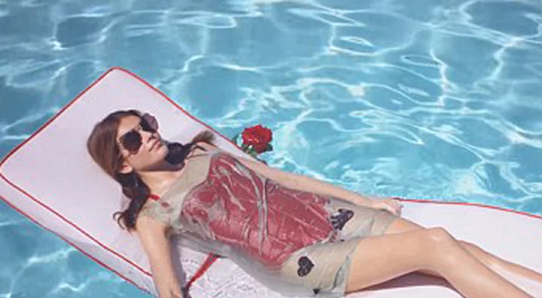 Kaia Gerber: Στην πρώτη της καμπάνια για την εταιρεία Miu-Miu