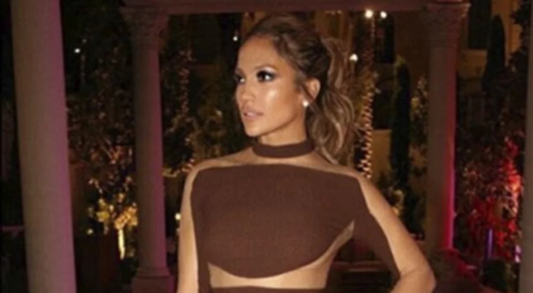 Jennifer Lopez: Έκλεισε τα 47 και είναι πιο σέξι από ποτέ
