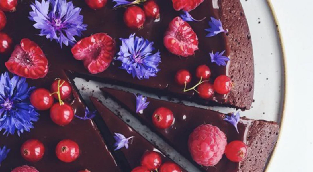 Σοκολατένιο κέικ για πρωινό; Ναι, με την άδεια της επιστήμης