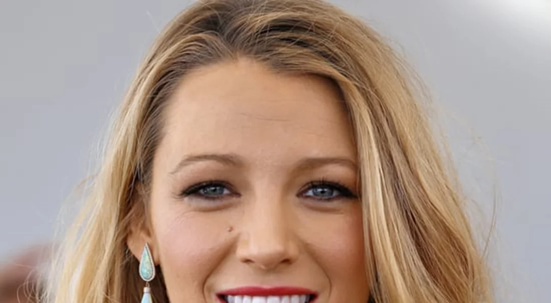 Blake Lively: Δημόσια εμφάνιση δύο μέρες μετά τη γέννηση του παιδιού της