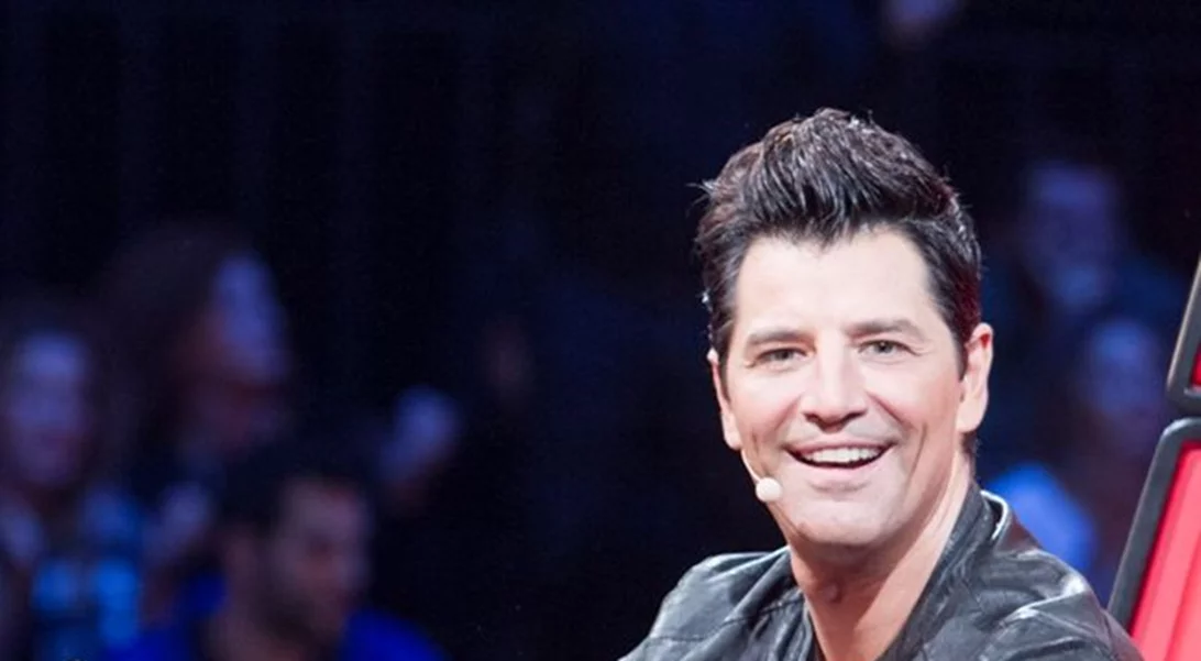 Σάκης Ρουβάς: Η έκπληξη στα γυρίσματα του «The Voice» για τα γενέθλιά του