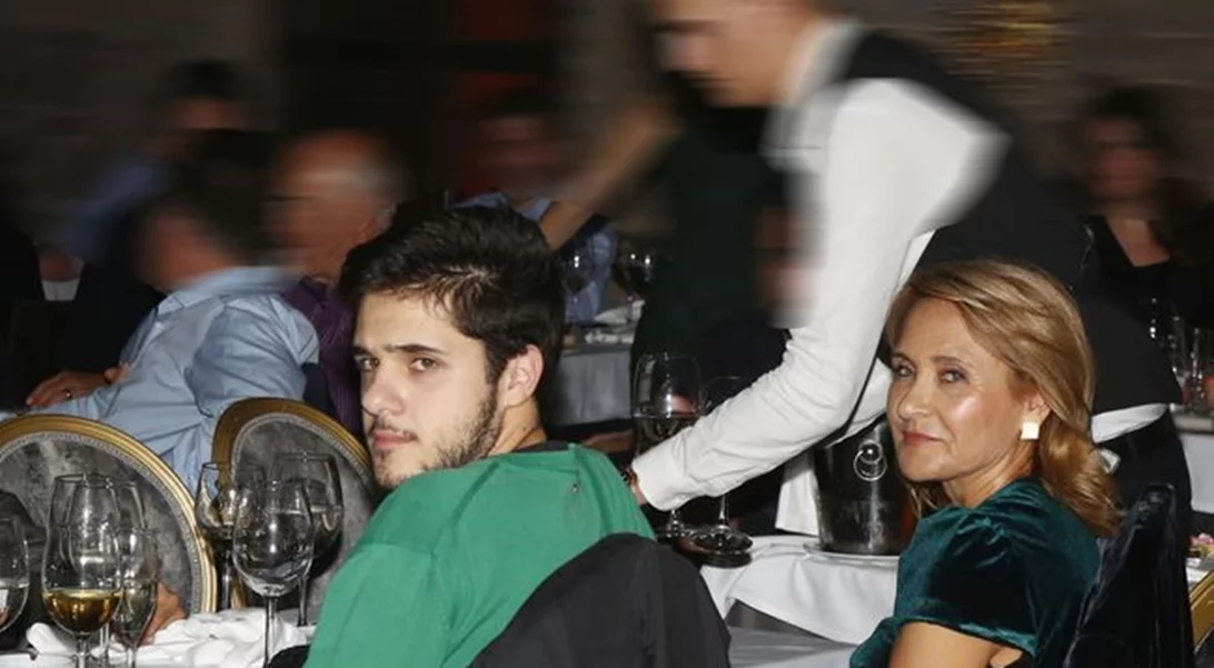 Μάρα Ζαχαρέα - Θοδωρής Ρουσόπουλος: Βραδινή έξοδος με το γιο τους