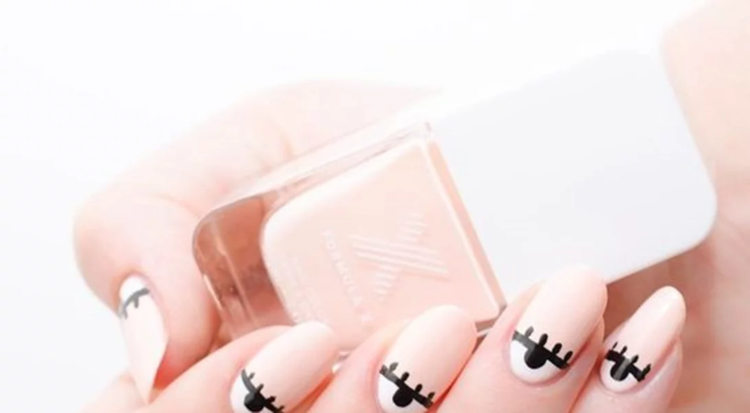 #maniMonday: Τι να κάνεις για μην δείχνουν βαρετά τα nude νύχια σου