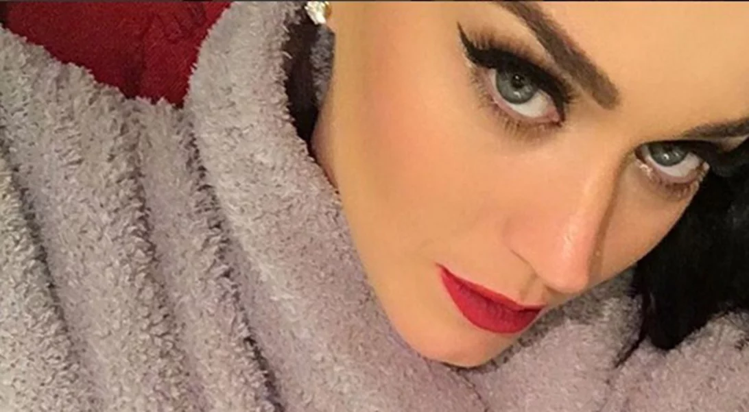 Katy Perry: Θα εμφανιστεί live στα Grammy Awards