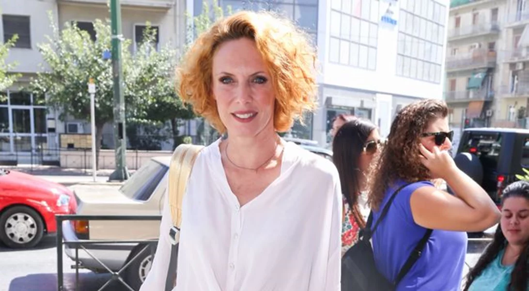 Εβελίνα Παπουλια: «Επιδιώκω να με ζηλεύουν»