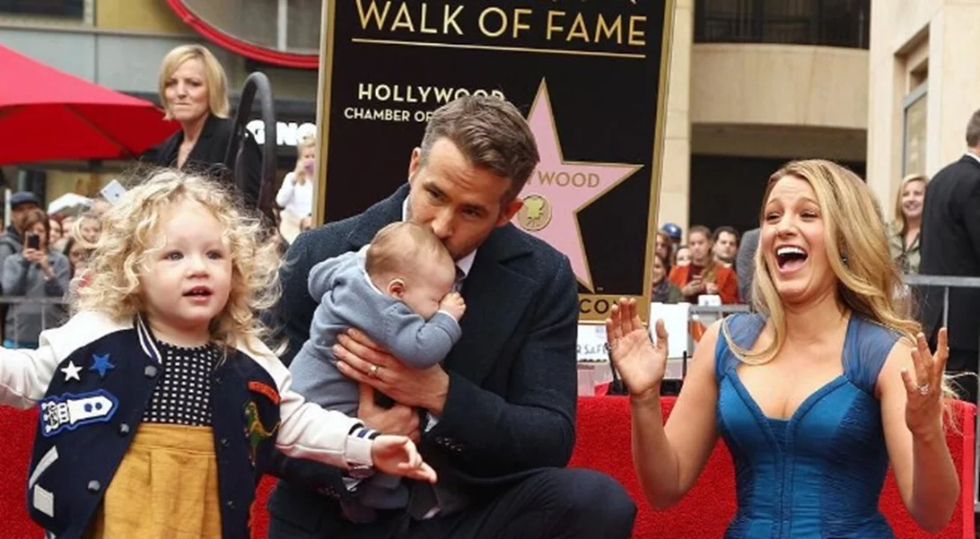 Blake Lively: Το συγκινητικό μήνυμα στο Instagram ύστερα από την πρώτη δημόσια έξοδο της οικογένειας