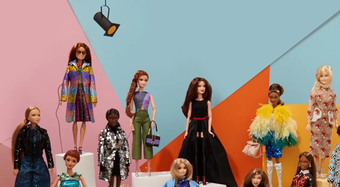Barbie Global Beauty: Ένας Έλληνας μέσα στους 20 designers που ντύνουν τη Barbie