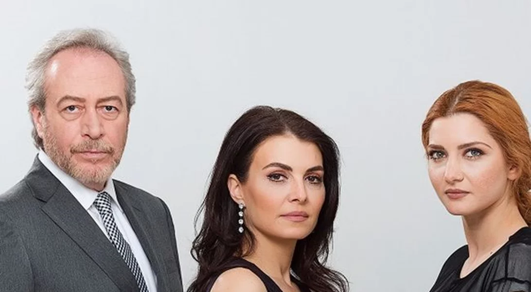 «Δίδυμα φεγγάρια»: Ο Ορέστης καταλαβαίνει ότι κάτι δεν πάει καλά με τον καινούριο εραστή της Ελισάβετ