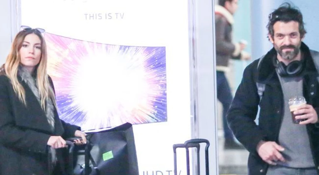 Ο σύντροφος της Αθηνάς Οικονομάκου στα βήματα του αγαπημένου της Μαίρης Συνατσάκη