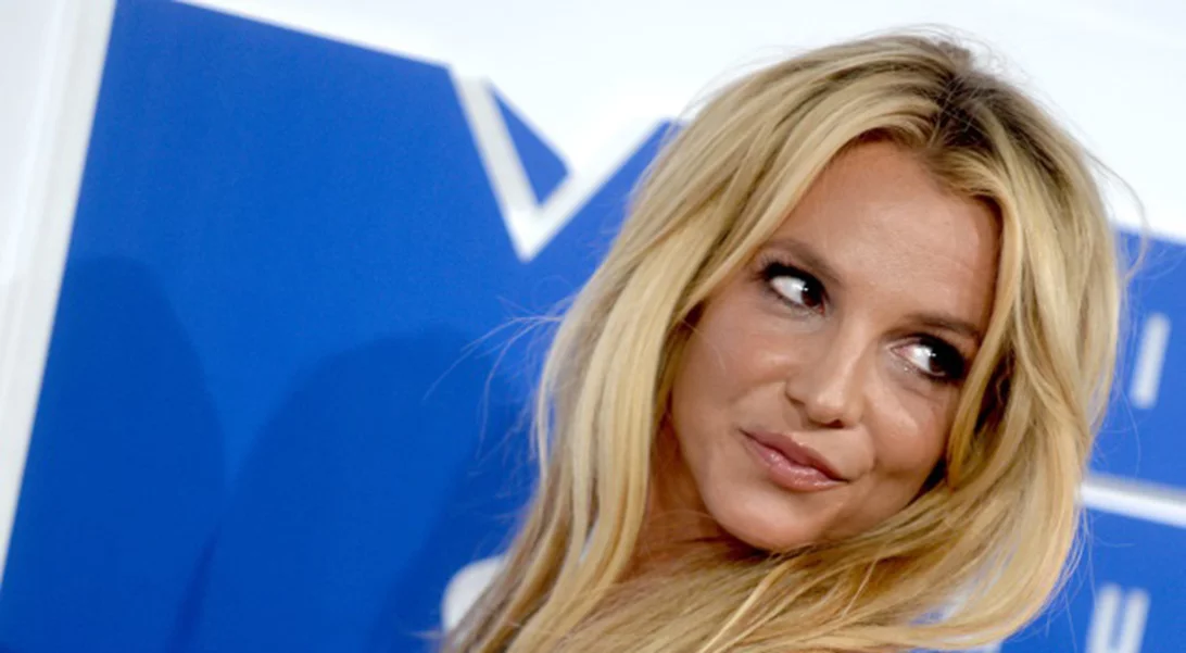 Britney Spears: Το σέξι ατύχημα της πάνω στη σκηνή