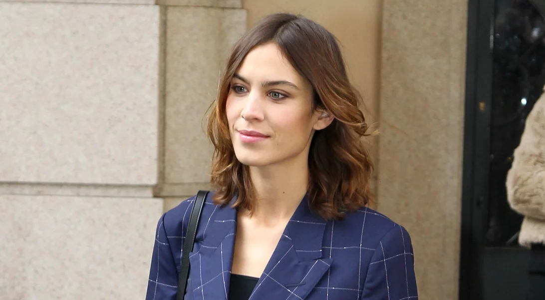 H Alexa Chung φορά το outfit των ονείρων μας