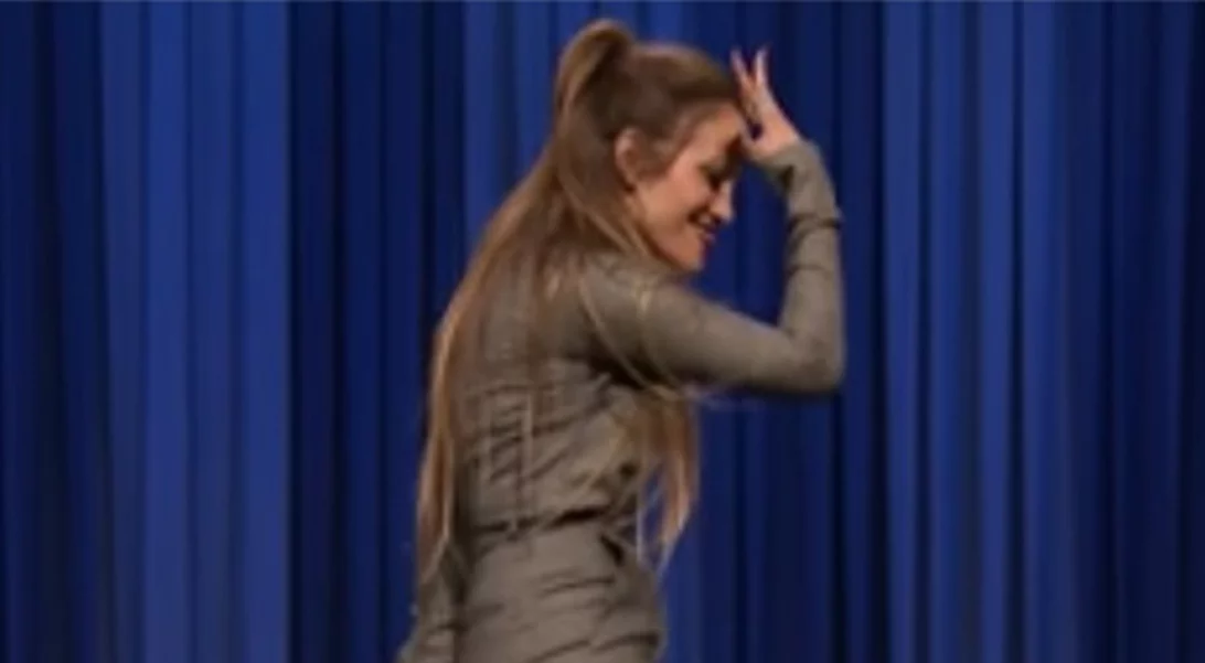 Jennifer Lopez: Στην πιο αστεία και σέξι μάχη χορού (βίντεο)