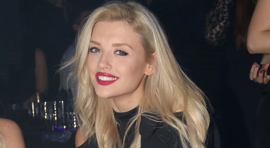 Κωνσταντίνα Κομμάτα: Αγνώριστη με το νέο hair look της