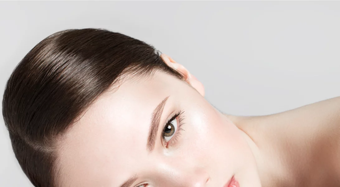 Πώς φεύγουν τα σπυράκια; Οι πιο χρήσιμες συμβουλές και τα πιο αποτελεσματικά προϊόντα