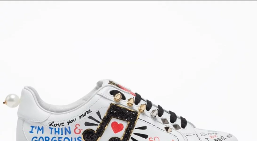 Αυτό το παπούτσι D&G προκάλεσε σωρεία αντιδράσεων στα social media