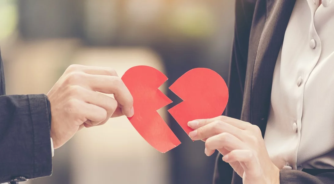 7 σημάδια ότι θα σε χωρίσει