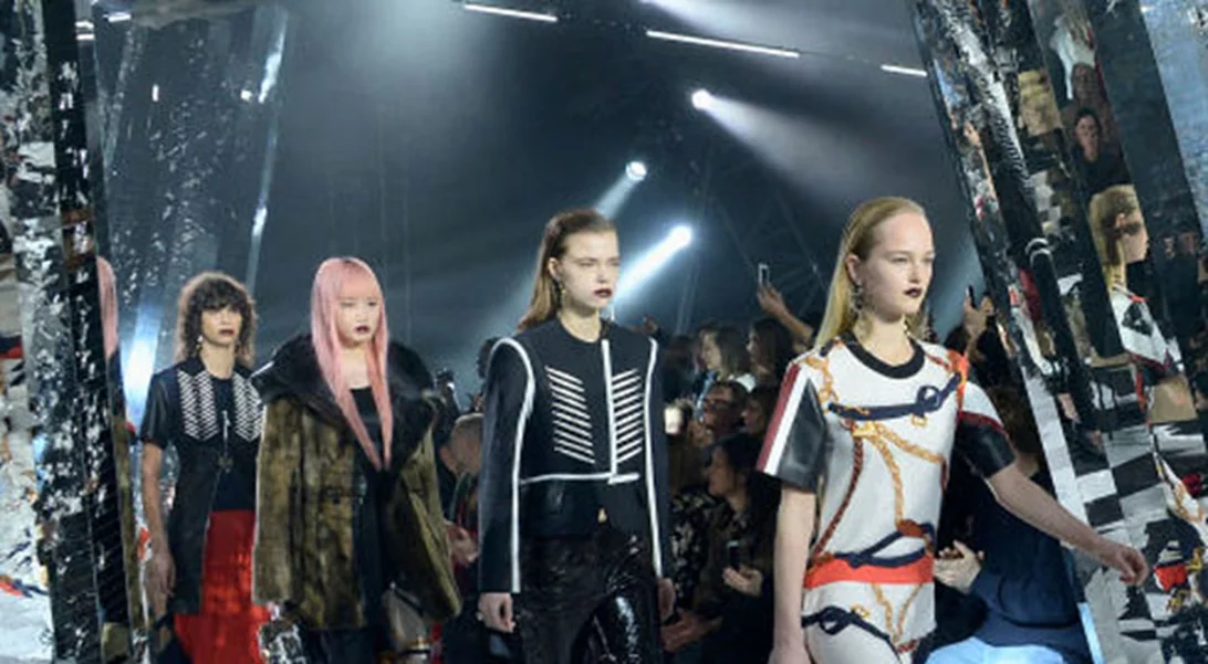 Louis Vuitton: Το επόμενο show του θα πραγματοποιηθεί στην Ιαπωνία