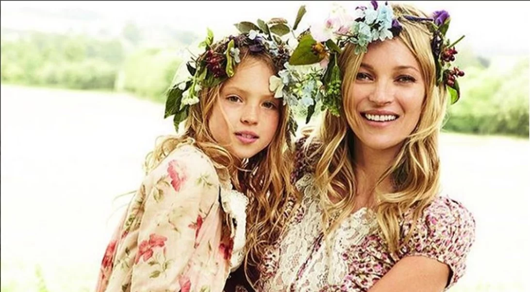 Η κόρη της Kate Moss έκανε το ντεμπούτο της στο χώρο της μόδας