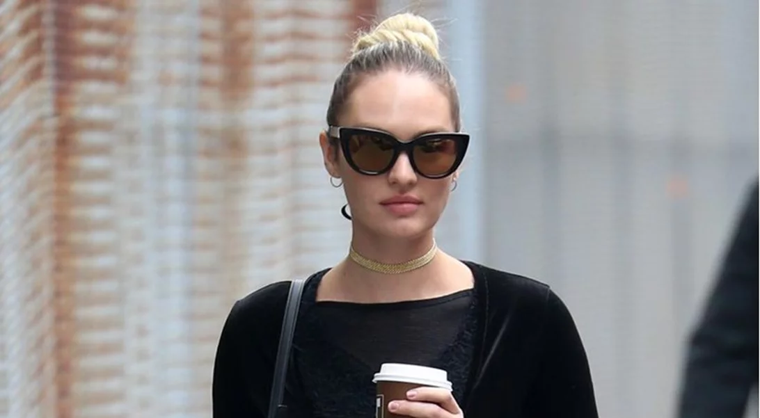 H Candice Swanepoel αποδεικνύει ότι το μάυρο δείχνει εξίσου cool και την άνοιξη