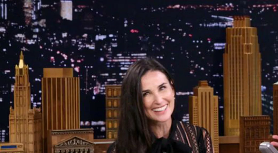 Demi Moore: Εσύ την έχεις δει χωρίς τα μπροστινά της δόντια; (φωτογραφία)