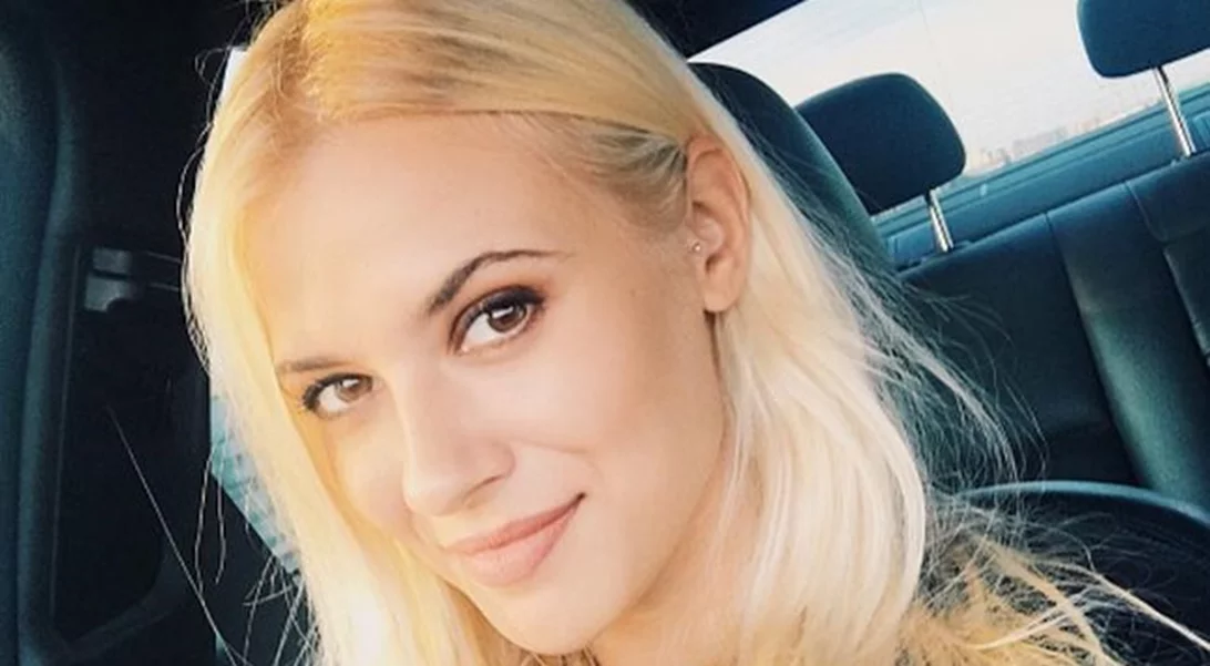 Λάουρα Νάργες: Ποζάρει πιο όμορφη από ποτέ και "ρίχνει" το διαδίκτυο