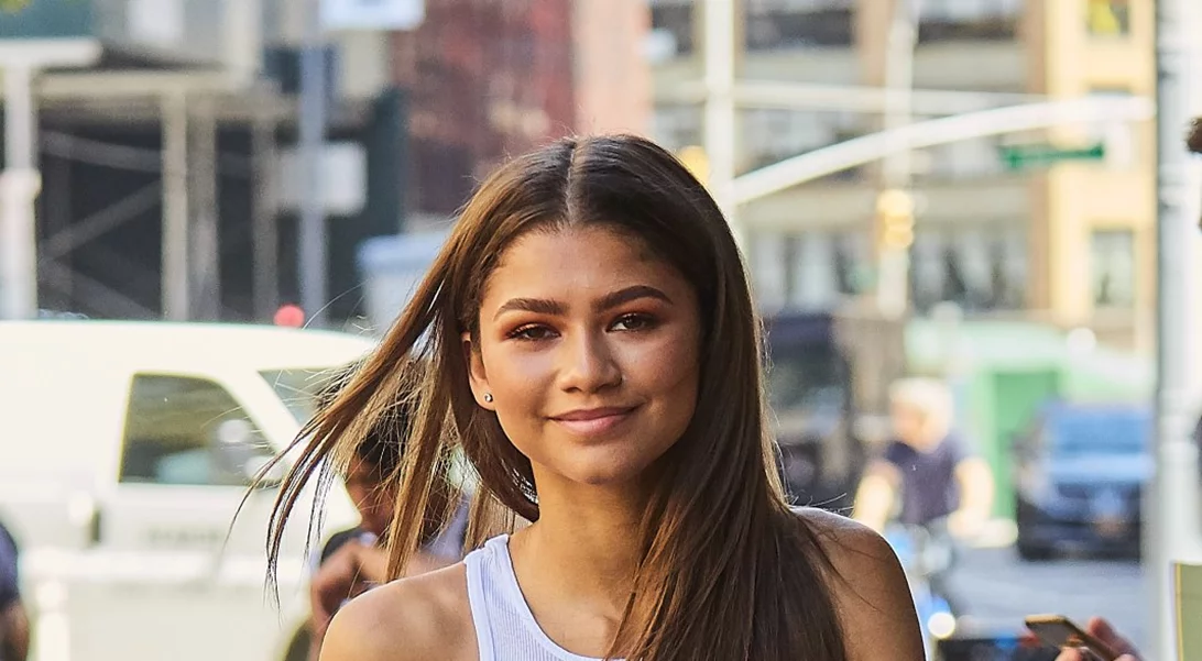 Γυναικείο κοστούμι: Ο πιο cool τρόπος να το φορέσεις