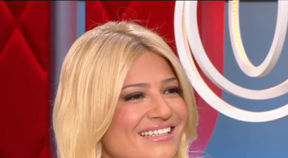 Φαίη Σκορδά: Τι επέλεξε να φορέσει στην πρεμιέρα της εκπομπής της;