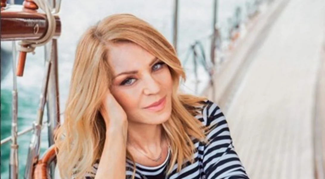 Έλλη Στάη | Νέα βραδινή εμφάνιση με τον σύντροφό της