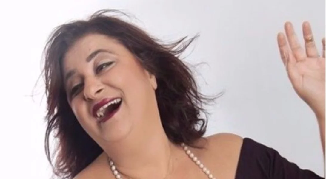 Ελισάβετ Κωνσταντινίδου: Σπάνια έξοδος με την όμορφη κόρη της