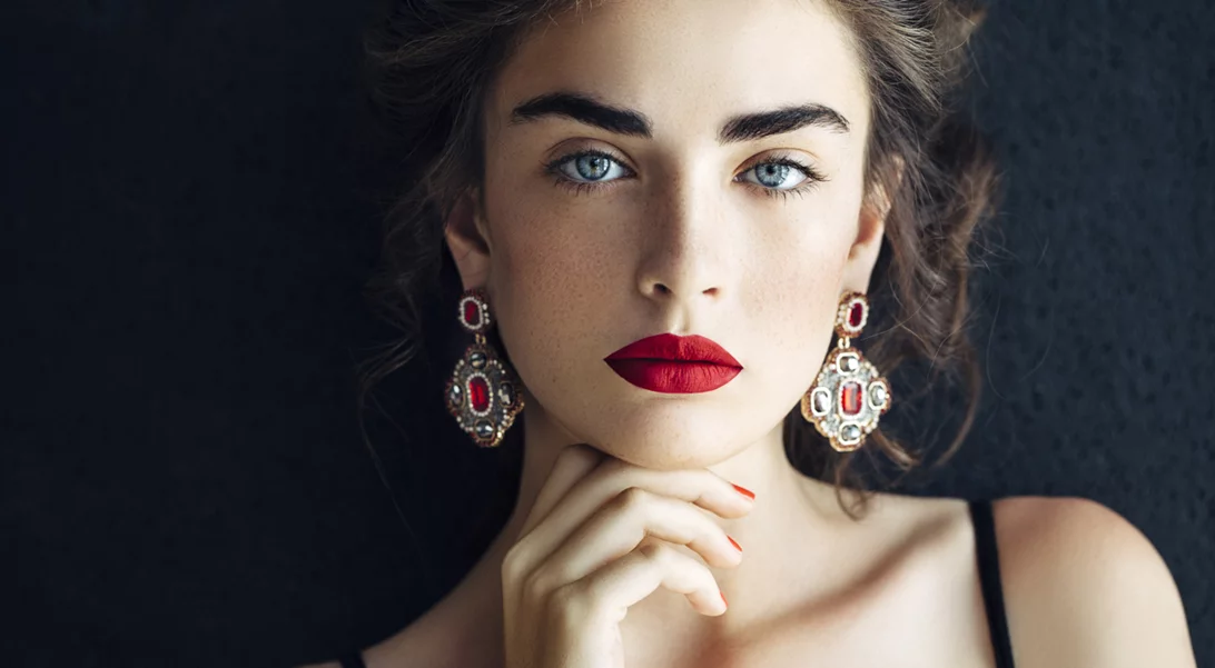 Μάθε ποιο είναι το ιδανικό κόκκινο κραγιόν για εσένα και πώς θα το φορέσεις