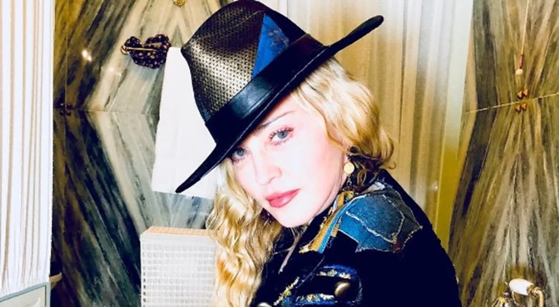 Μήπως η Madonna είναι τελικά μία από εμάς;