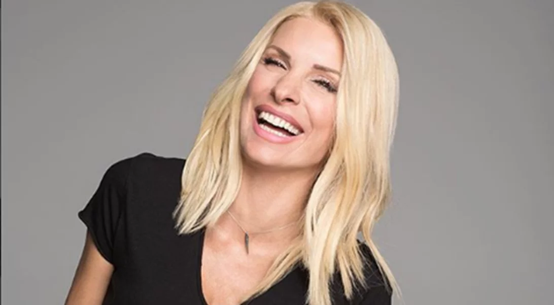 Ελένη Μενεγάκη | Αποκαλύπτει τι της λέει ο Μάκης Παντζόπουλος όταν έχει πεσμένη ψυχολογία