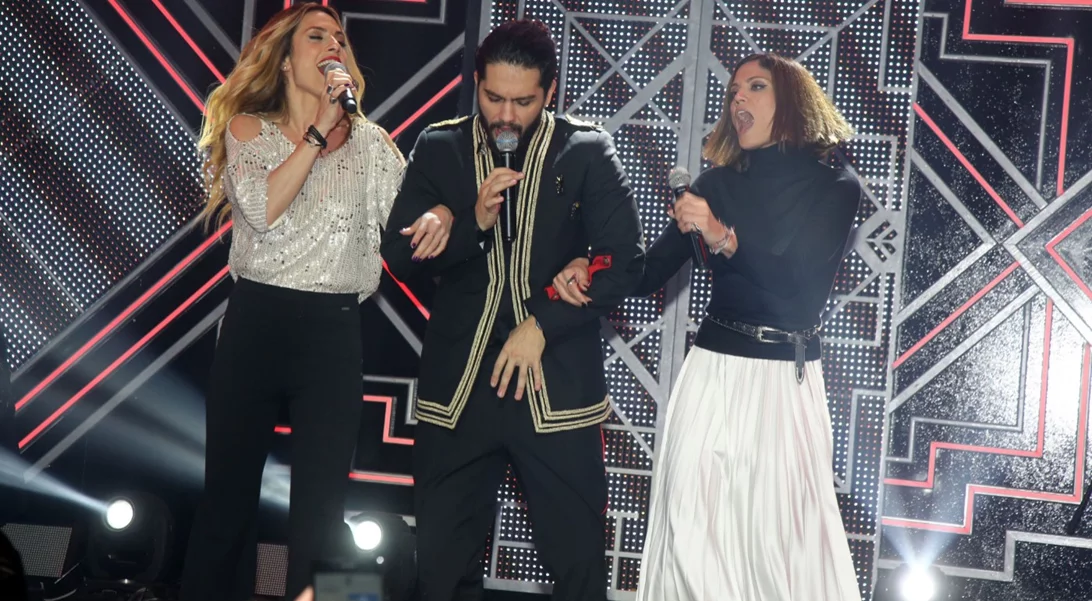 Χριστούγεννα 2017 | Τι φόρεσαν οι Ελληνίδες celebrities στις γιορτινές τους εξόδους;