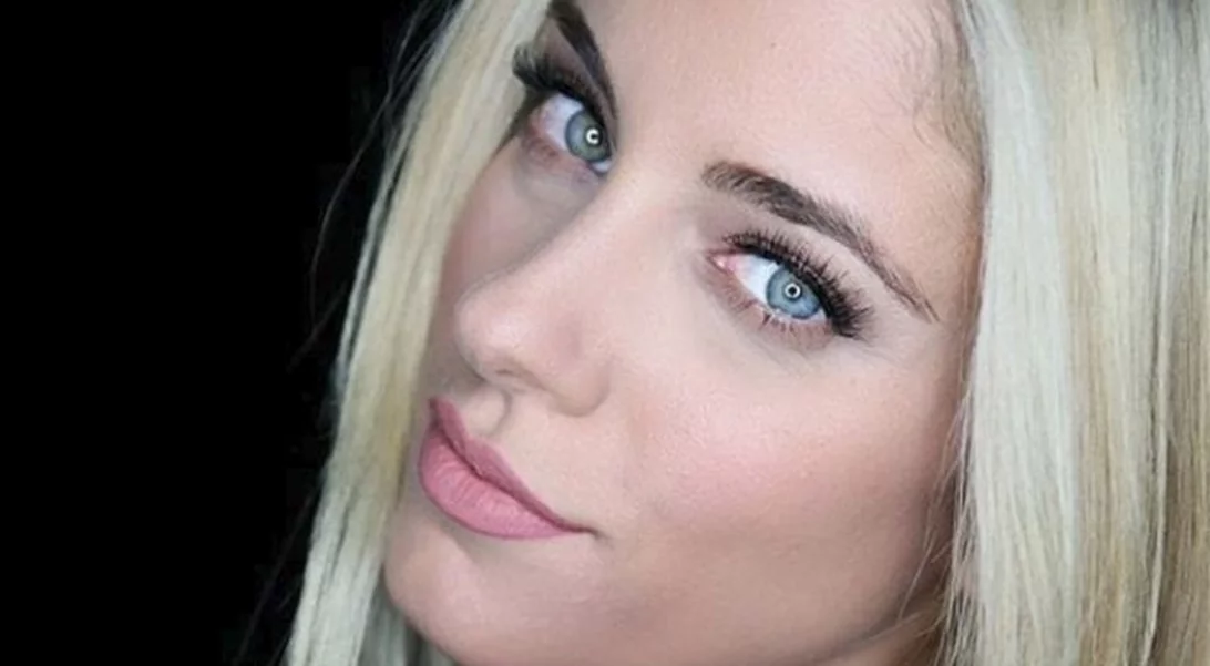 Δούκισσα Νομικού | Παιχνίδια και χάδια με τα αγόρια της